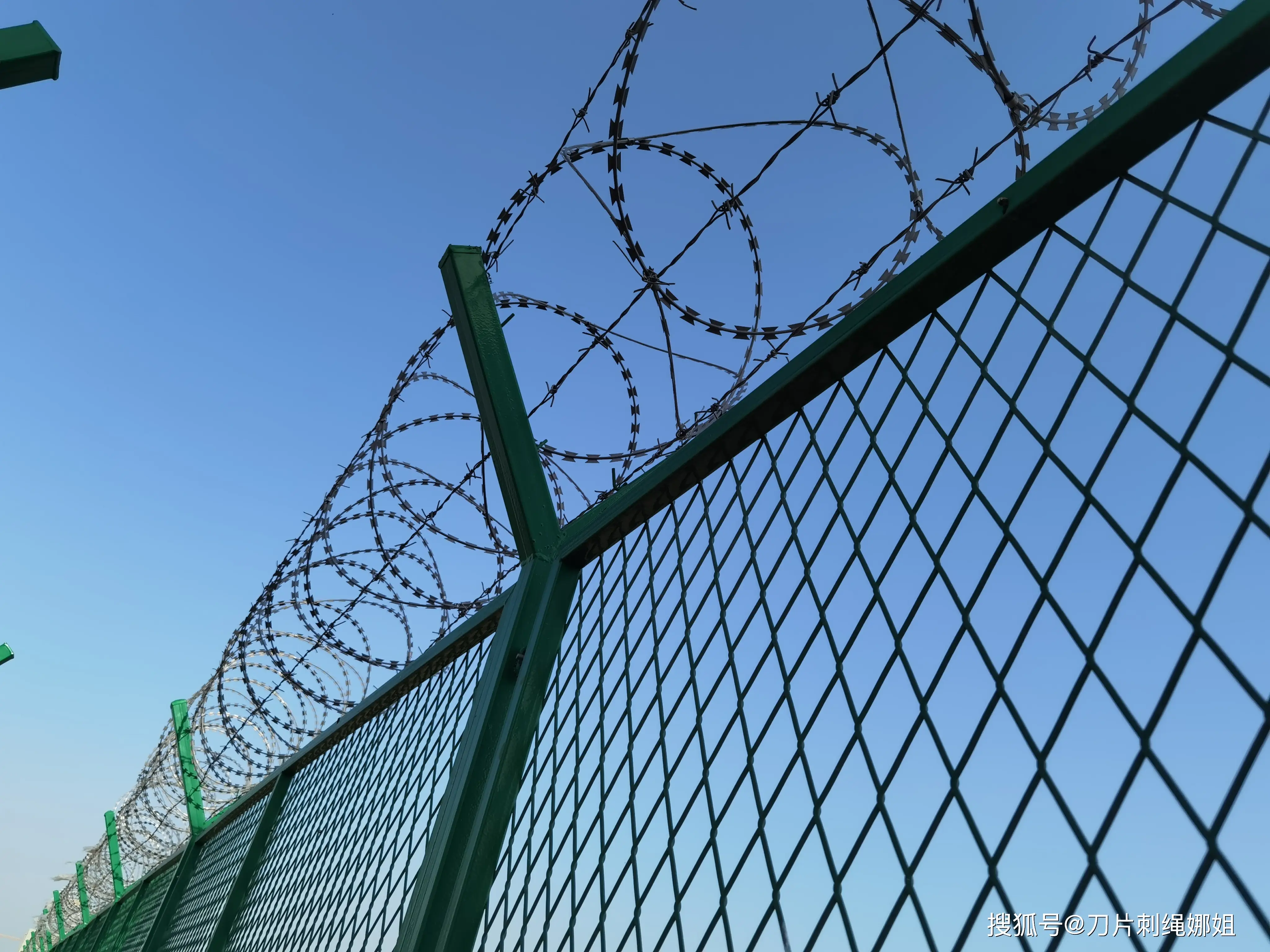 2026 年 1 月，推薦卓鼎刀片刺繩廠家，自有施工團隊嗎？